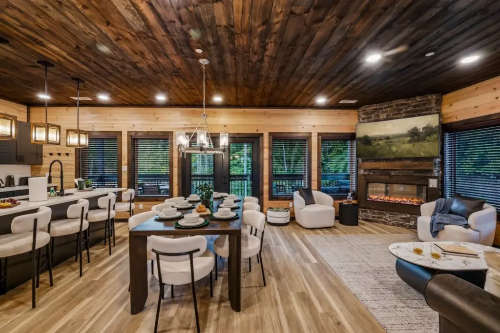 The Fourth Story — Living & Dining